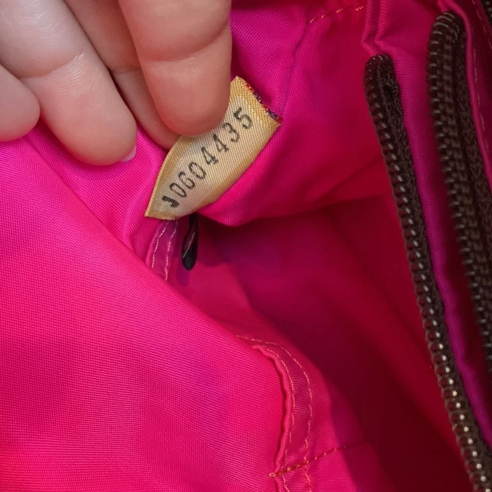 Dooney & Bourke Nylon Zipper‎ Tote